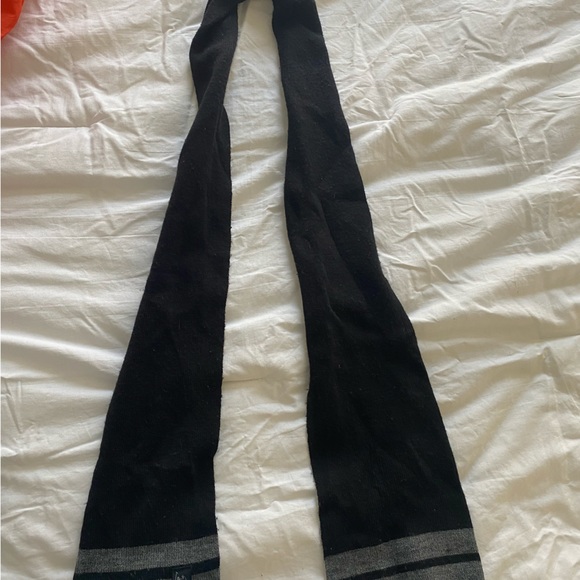 SKI SET FOR SALE- READ DESCRIPTION FOR DETAILS - Picture 2 of 5